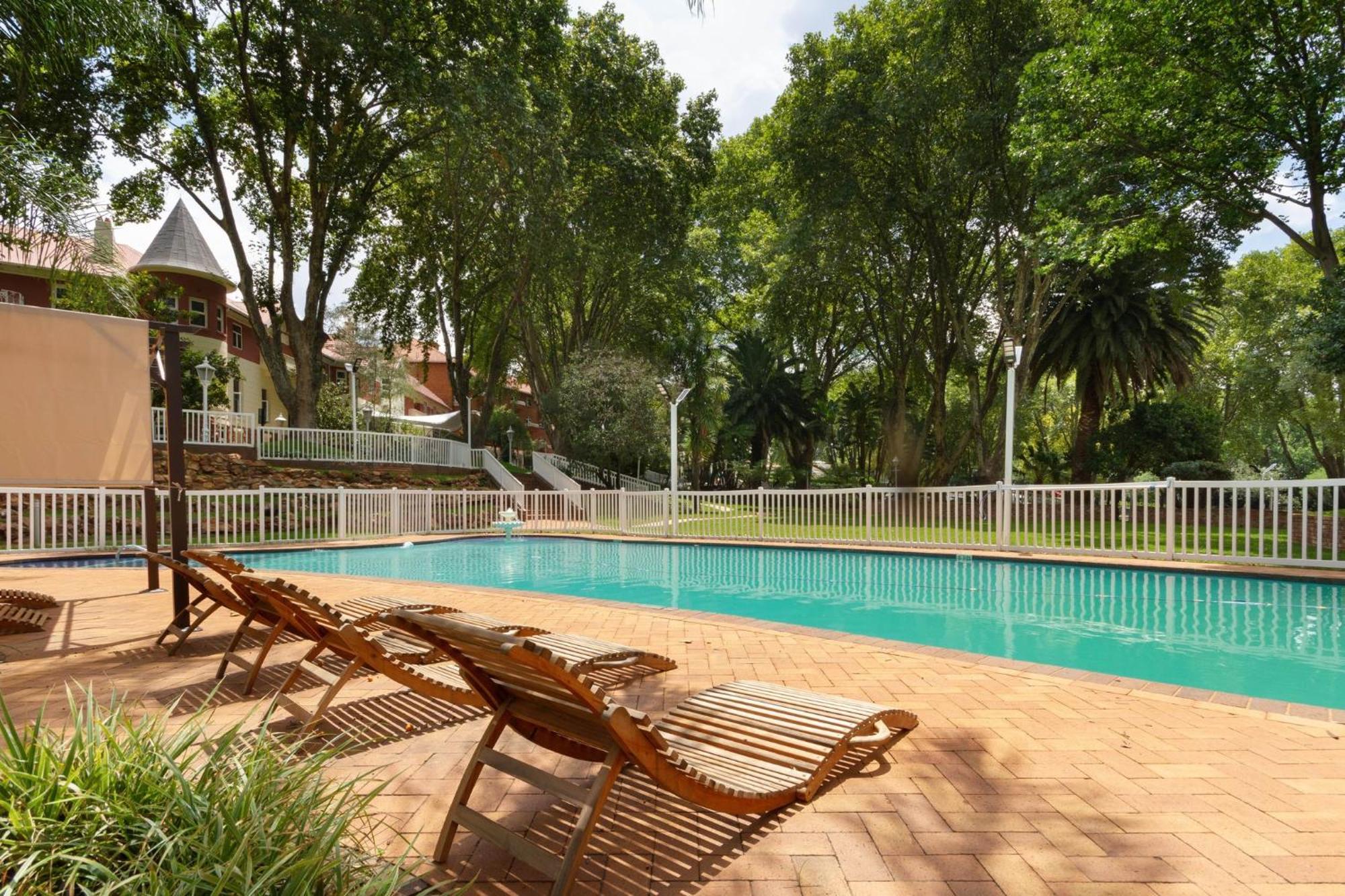 Holiday Inn - Johannesburg Sunnyside Park, An Ihg Hotel Zewnętrze zdjęcie